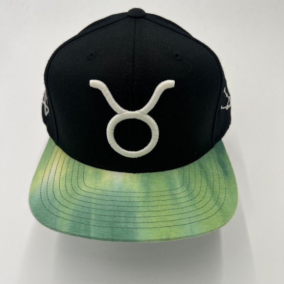 Mitchell & Ness Other - Mitchell Ness Taurus Zodiac Constellation Black Green Tie Dye Snapback Hat OSFM